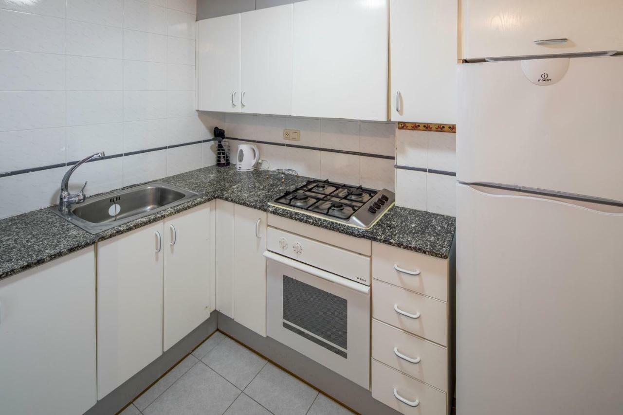 Ferienwohnung Apartamento Castell De Perelada Gerona Exterior foto