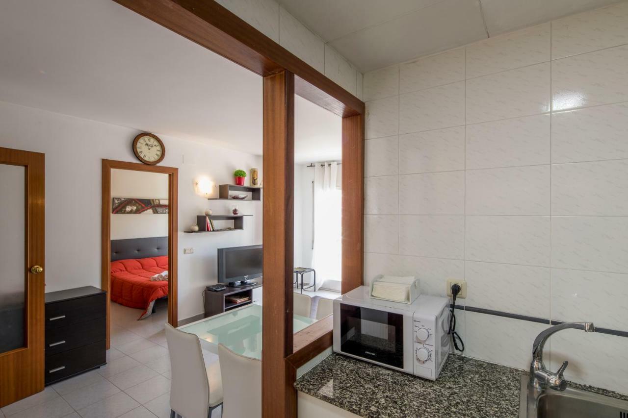 Ferienwohnung Apartamento Castell De Perelada Gerona Exterior foto